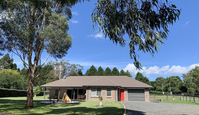 Pet Friendly Cottage on 10 fantastic acres