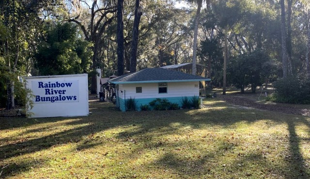 Pet Friendly Cottage with Fire Pit in Dunnellon, Florida