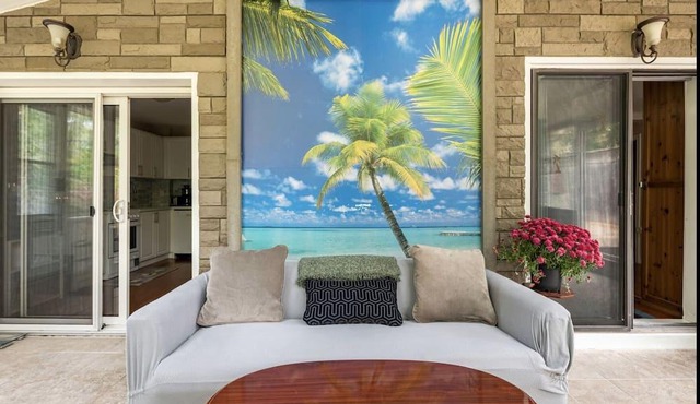 Pet friendly Cozy private backyard garden suite