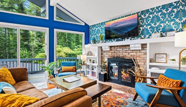 Pet-Friendly Creekside | Relax in the Hot Tub