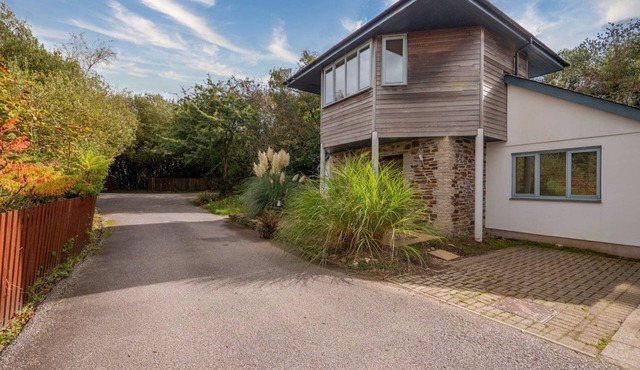 Pet friendly Croft Cottage