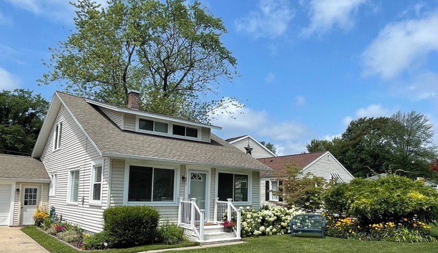 Pet Friendly Cute Home In Spring Lake~