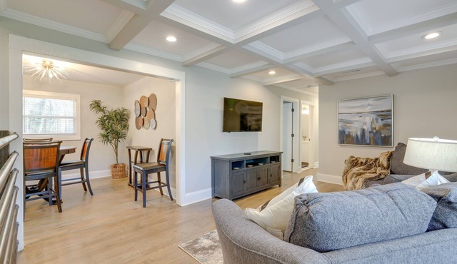 Pet-Friendly Decatur Home ~ 8 Mi to Downtown ATL!