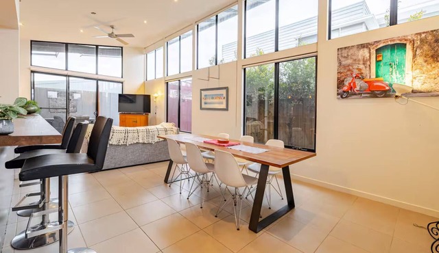 Pet Friendly, Flex Check-In/Out, Australiana Touch