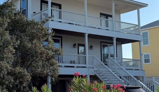 Pet Friendly- Fort Morgan | Sleeps 12 | 3BR | 2.5BA