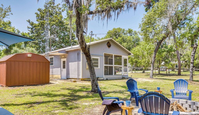 Pet-Friendly Fort McCoy Cabin w/Fire Pit!