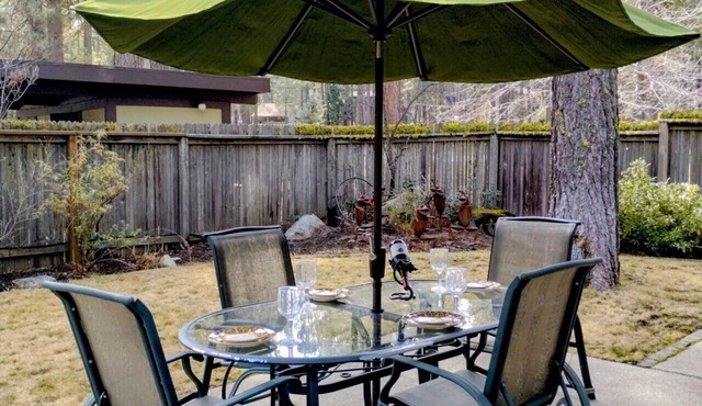 Pet friendly, fully fenced, A/C