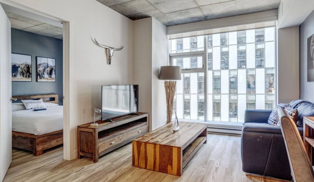 Pet-Friendly Furnished 1B Rental in Montreal with Skyline Views & Concierge