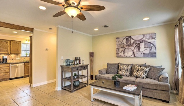 Pet-Friendly Georgetown Home < 1 Mi to Dtwn!