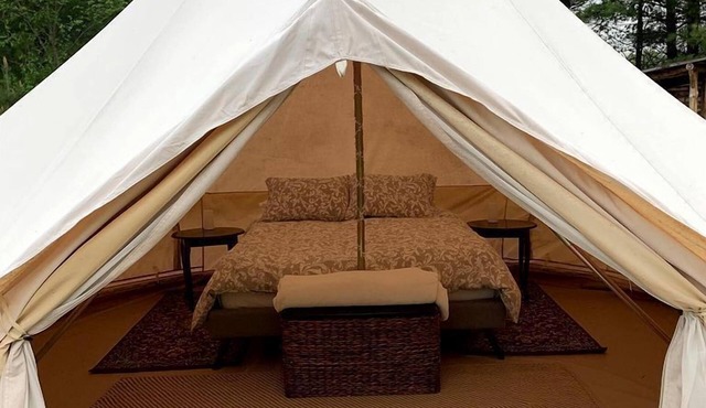 Pet-Friendly Glamping Farmstay for an Outdoor Adventure in Acton, Ontario