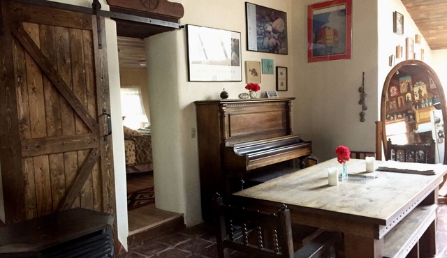 Pet friendly Glorieta Magic House Family Retreatnnear Santa Fe