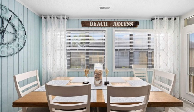 Pet-friendly Golf/Tournament/Retreat Spot next to Beach w/Pools