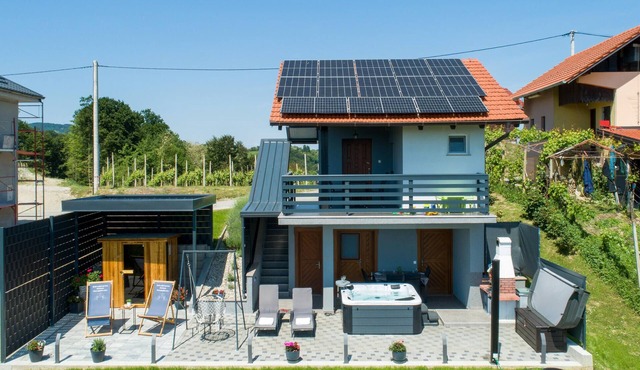 Pet friendly home in Veliko Trgovisce with sauna