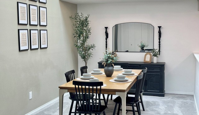Pet-Friendly Haven, Skylights, Private