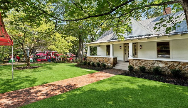 Pet Friendly Herty House (Full Home)