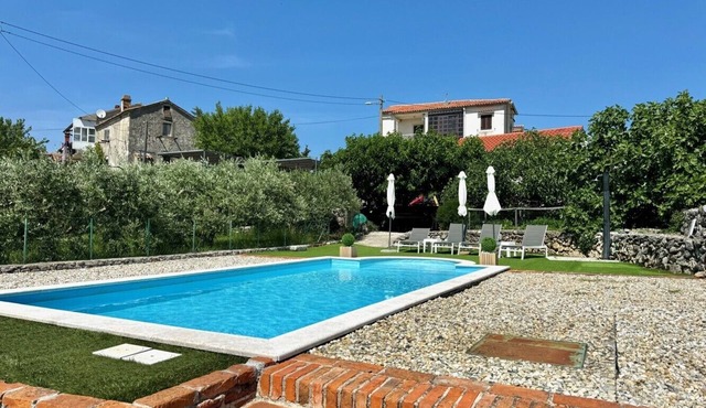 Pet-Friendly Holiday Home Lara with Pool and Sea view