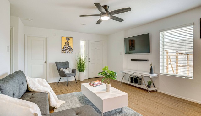 Pet-Friendly Home ~ 4 Mi to Big Rivers Water Park!