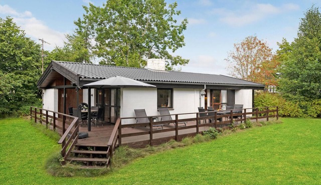 Pet friendly home in Tisvildeleje