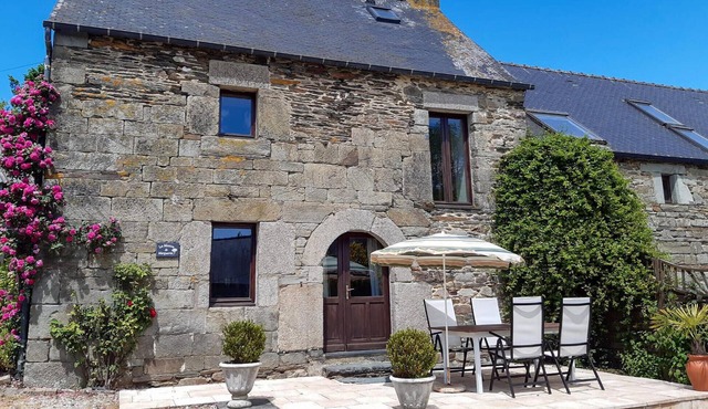 Pet friendly home in Saint Connec