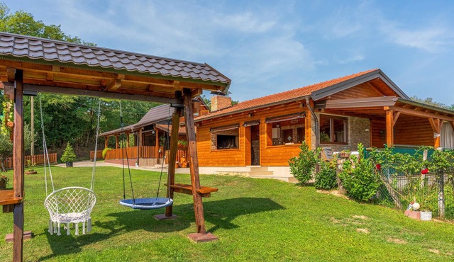 Pet friendly home in Velika Gorica with sauna