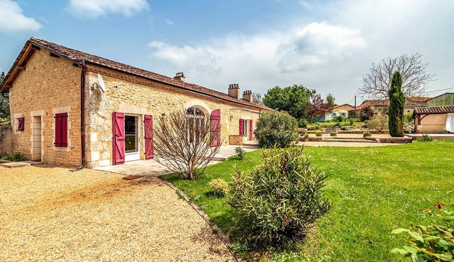 Pet friendly home in Villamblard