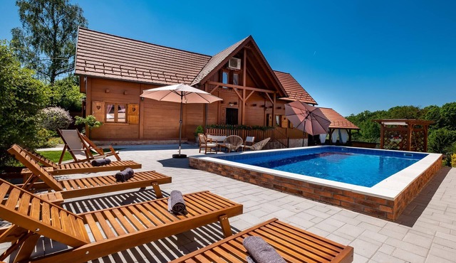 Pet friendly home in Velika Buna