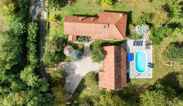 Pet friendly home in Breznica with sauna