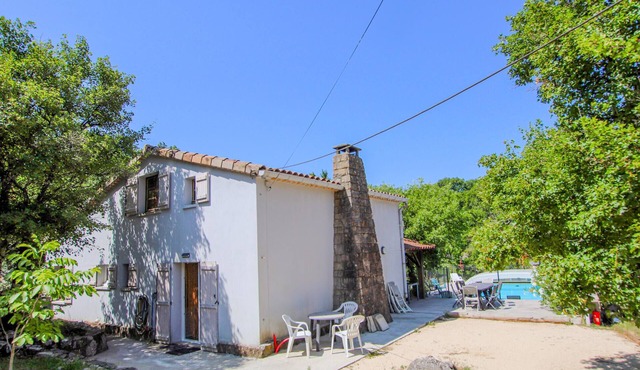 Pet friendly home in Balazuc