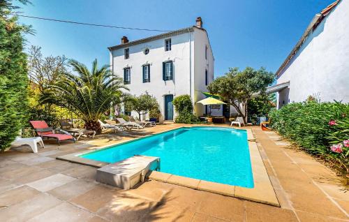 Pet Friendly Home In Capendu