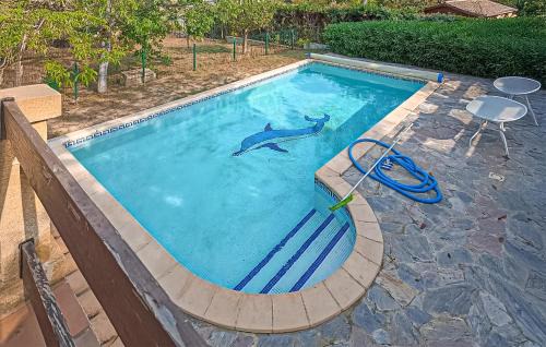 Pet Friendly Home In Cruzy