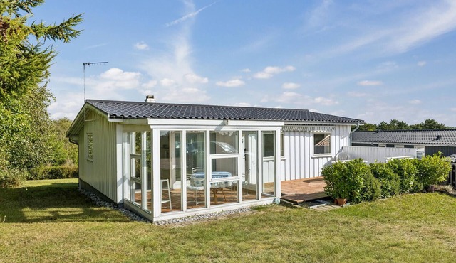 Pet friendly home in Ebeltoft with WiFi