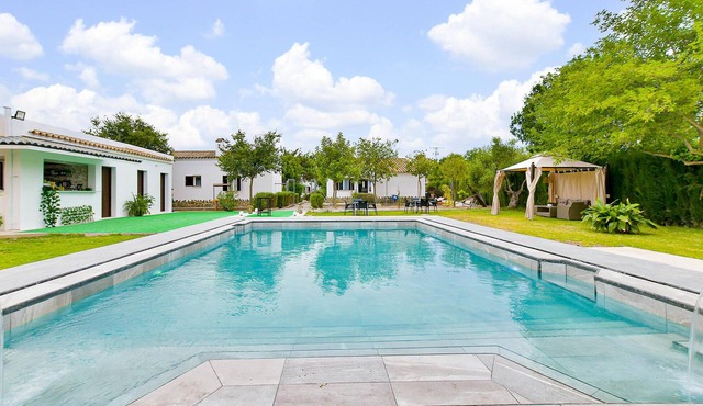 Pet friendly home in El Coronil with WiFi
