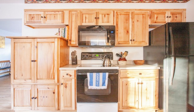 Pet-Friendly Home in Ghent, NY.