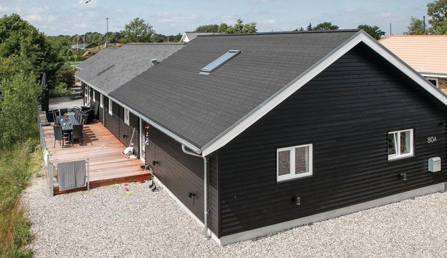 Pet friendly home in Hadsund with sauna