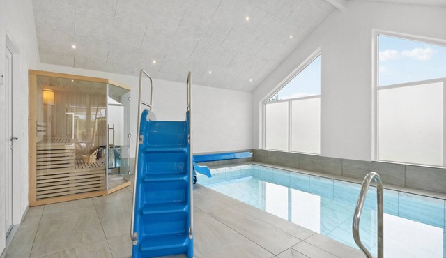 Pet friendly home in Hadsund with sauna