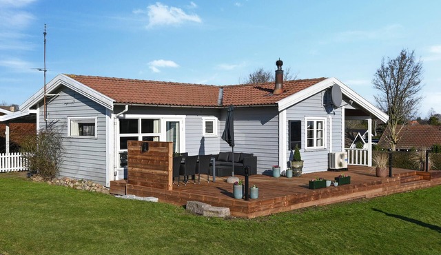 Pet friendly home in Hejls with sauna