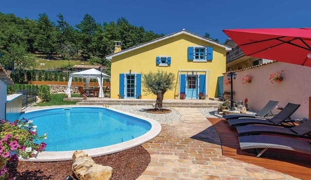 Pet friendly home in Jurdani