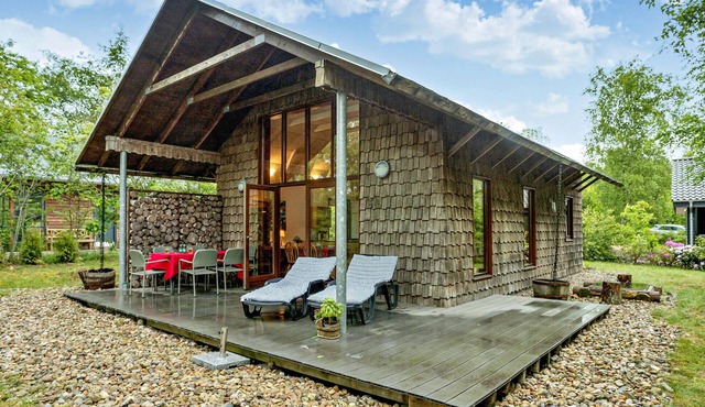 Pet friendly home in Kibæk with kitchen