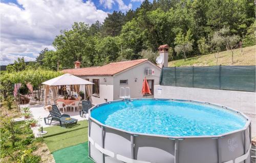 Pet Friendly Home In Kostrcani With Wifi