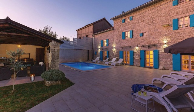 Pet friendly home in Kringa