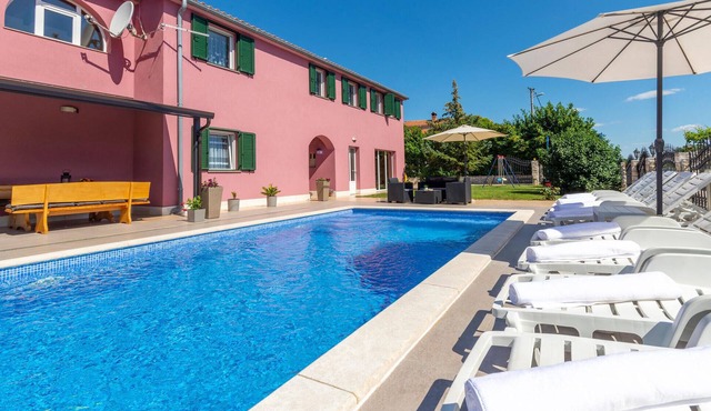 Pet friendly home in Labin