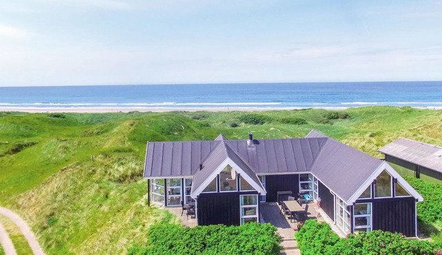 Pet friendly home in Løkken with sauna