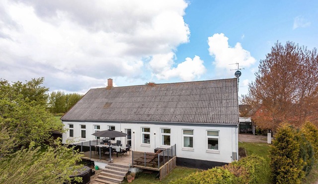 Pet friendly home in Nexø with WiFi