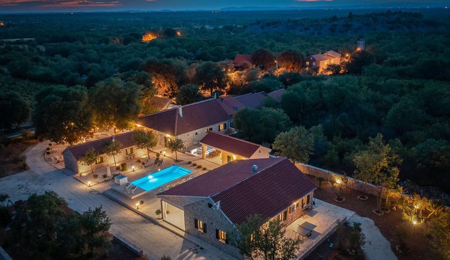 Pet friendly home in Oklaj with sauna
