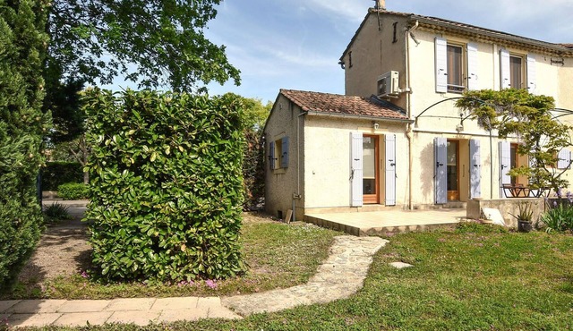 Pet friendly home in Orange with WiFi