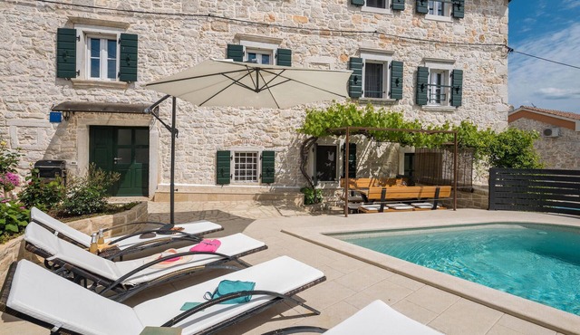 Pet friendly home in Porec
