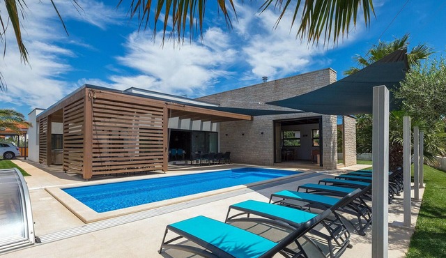 Pet friendly home in Pula