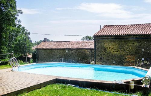 Pet Friendly Home In Scillé