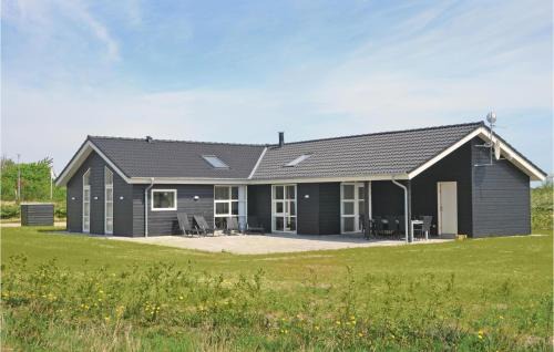 Pet Friendly Home In Skjern With Kitchen