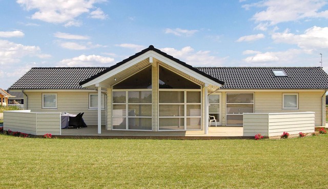 Pet friendly home in Sydals with sauna